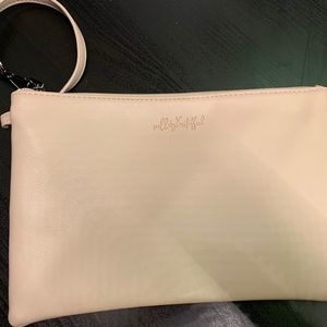 VillabeauTIFFulNude Pink Clip On Pouch